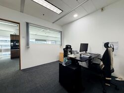 Gateway East (D7), Office #552440921